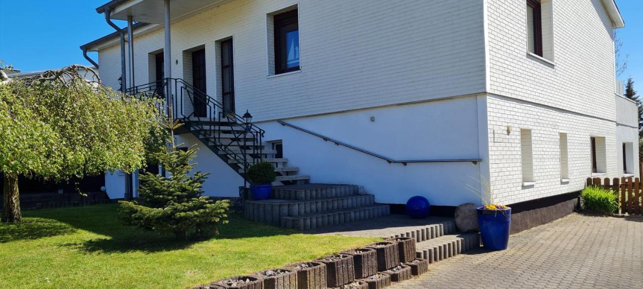 Ferienwohnung Im Leuchtturmort Bastorf Екстериор снимка